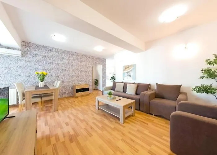 Old Town Flowery Apartamento